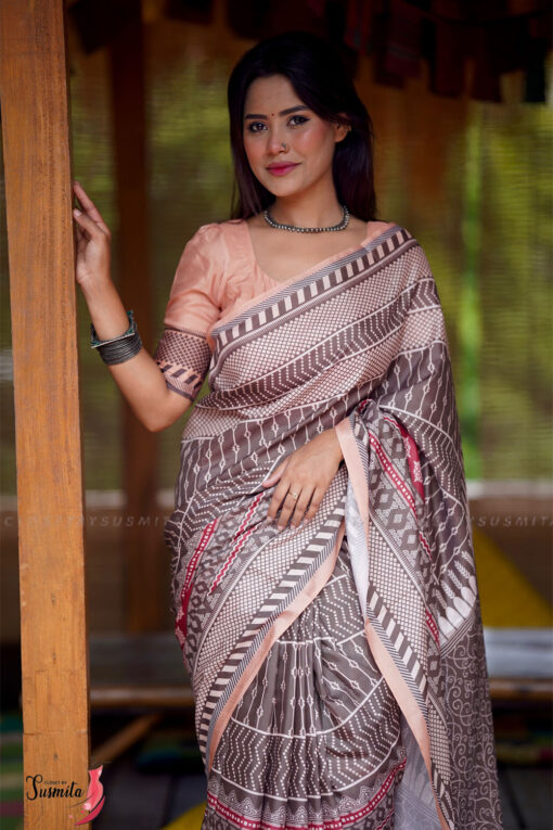 Chocolate | Susmita Glossy Silk Saree - Image 4